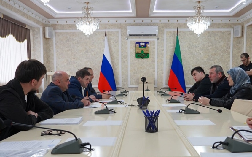 Корголи Корголиев провел прием граждан, пострадавших от паводков